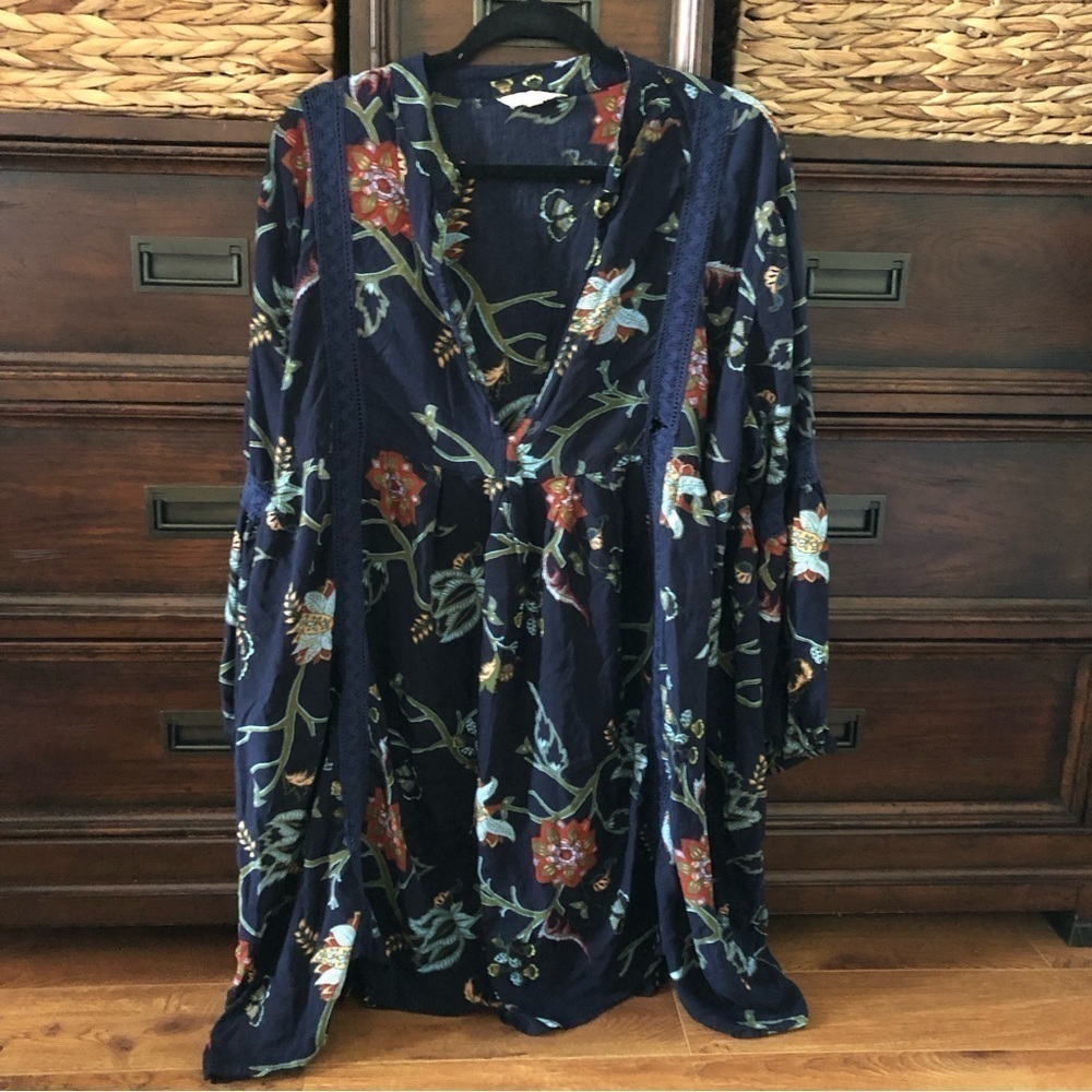 Anandas collection blue boho tunic mini dress in size 1x tiny flaw